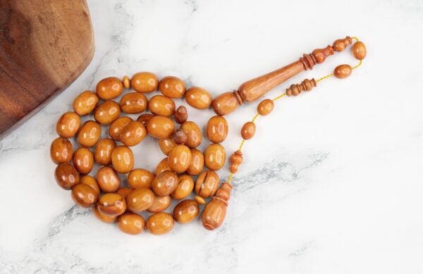 خشب وحيد القرن النادر (بيضوي)