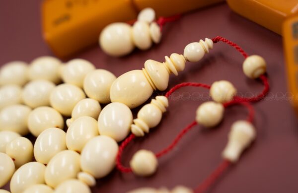 دومنة كريمية صب قديم (بيضوي)