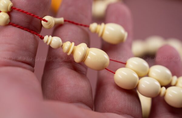 دومنة كريمية صب قديم (بيضوي)