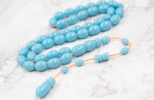 بكلايت سماوي (بيضوي)