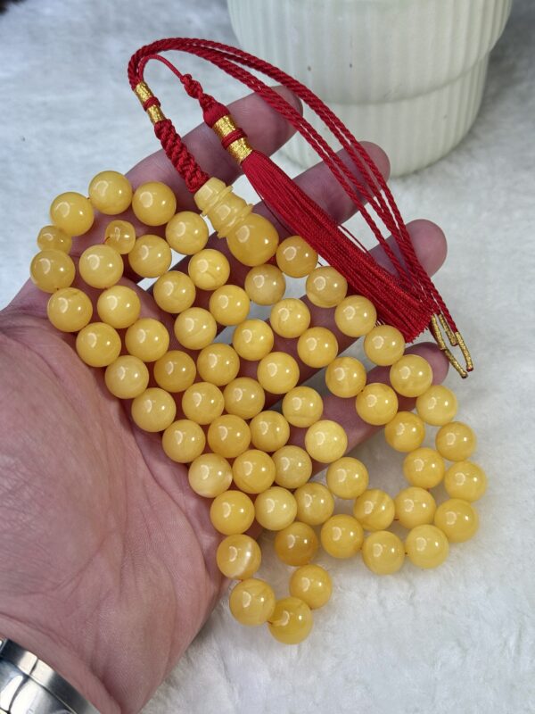 كهرمان طبيعي ماخذ لون