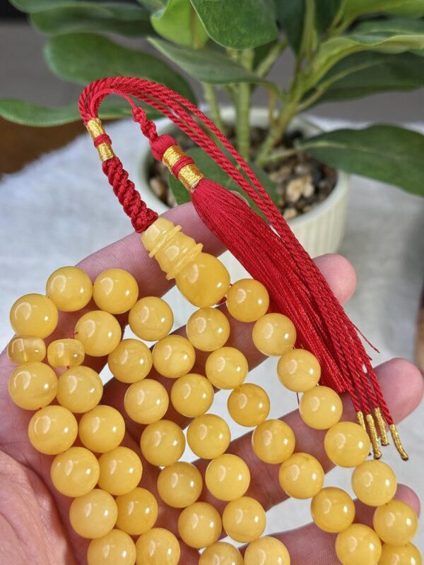 كهرمان طبيعي ماخذ لون