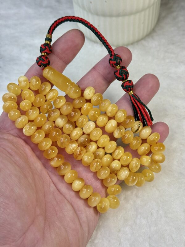 كهرم طبيعي (ذروي)