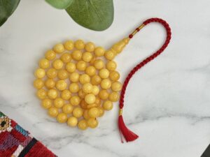 كهرم طبيعي فرز قديم