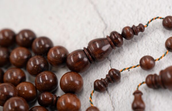 خشب الحية snake wood