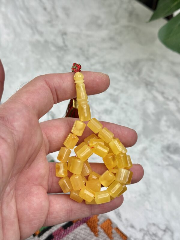 كهرم طبيعي برميلي ✨