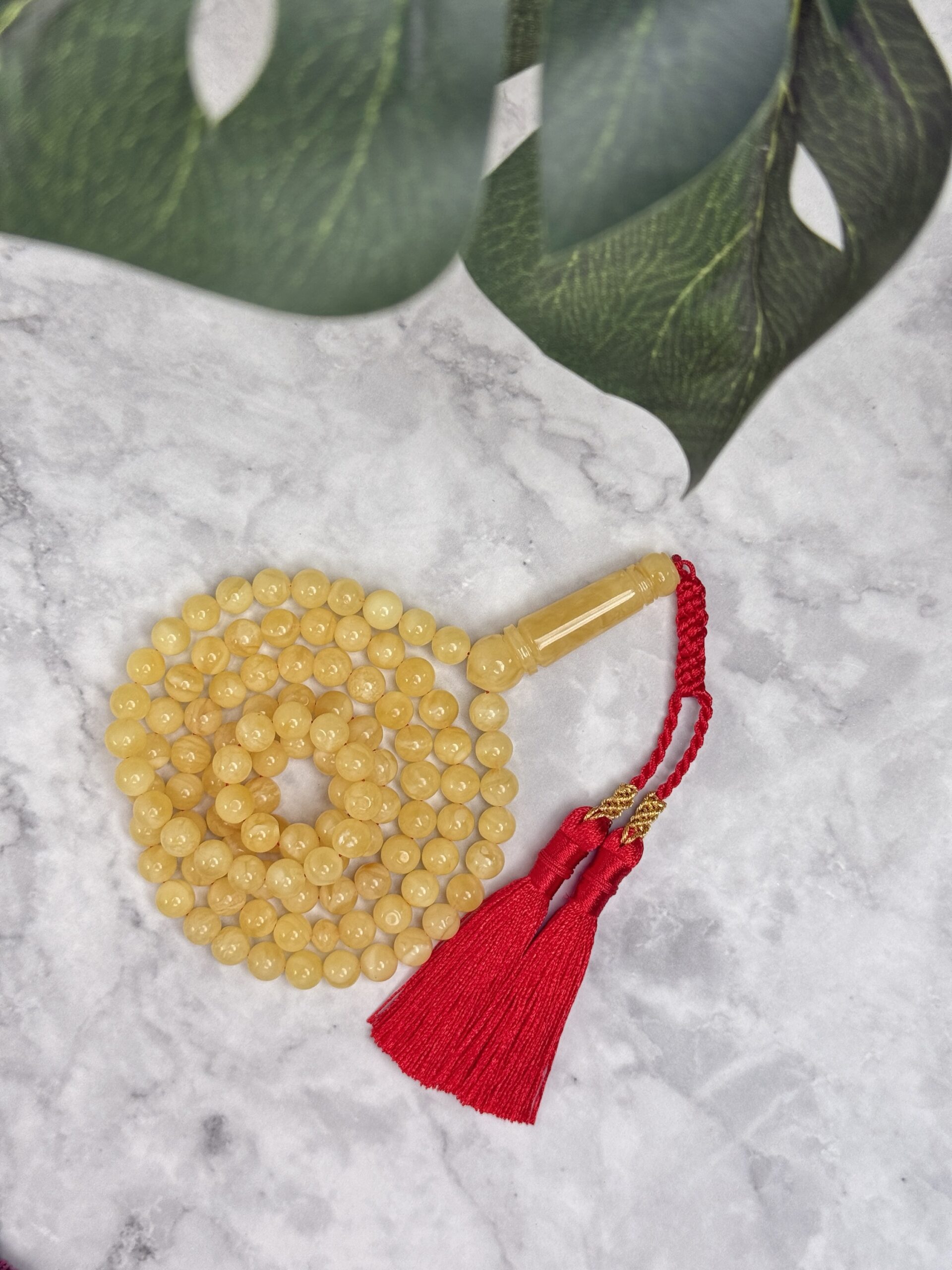 كهرم طبيعي 99 خرزه