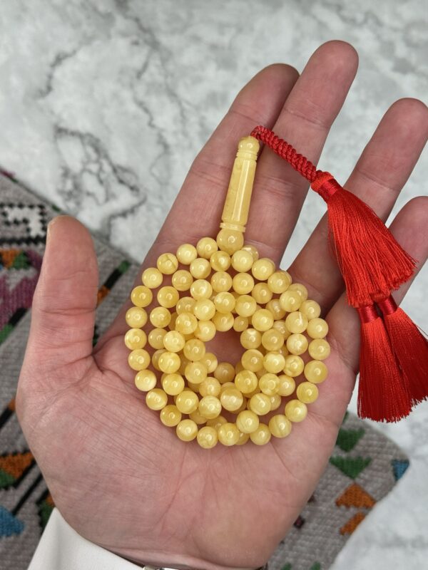 كهرم طبيعي معجن 99 خرزه