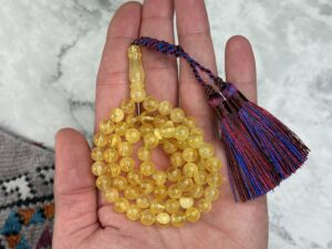 كهرم طبيعي مع كركوشة تفصال