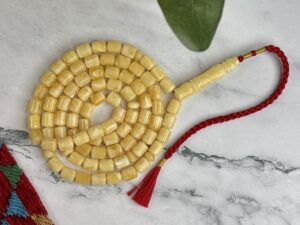 كهرم طبيعي صندوقي