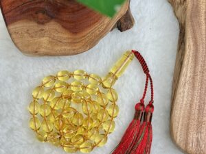 كهرم شفاف صافي (بيضوي)