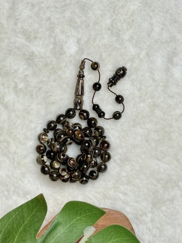 ترسة عيون 👀