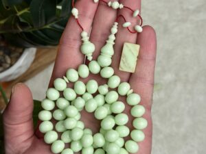 دومنة فستقية صب قديم (ذروي)