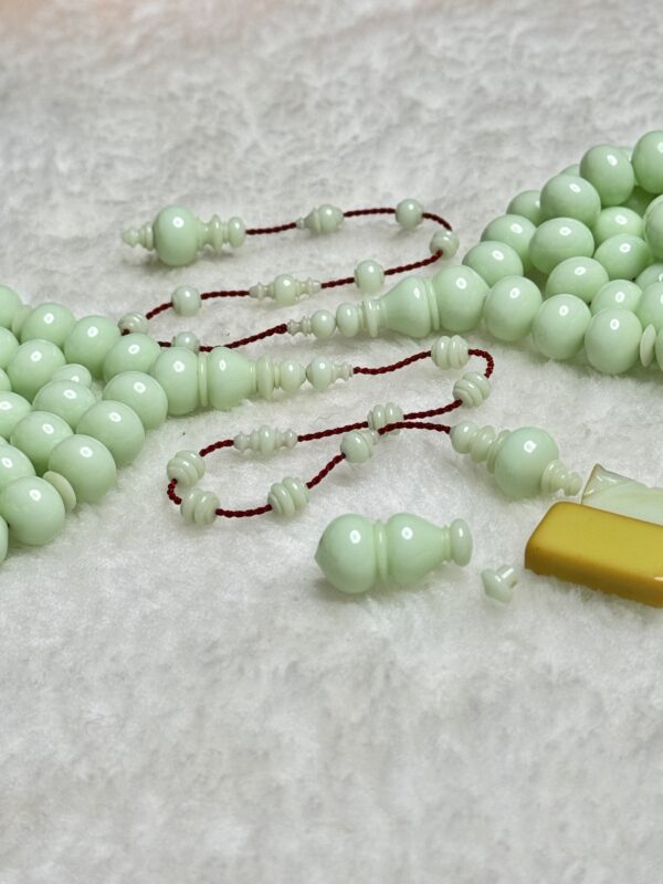 دومنة فستقية صب قديم طقم حزوز