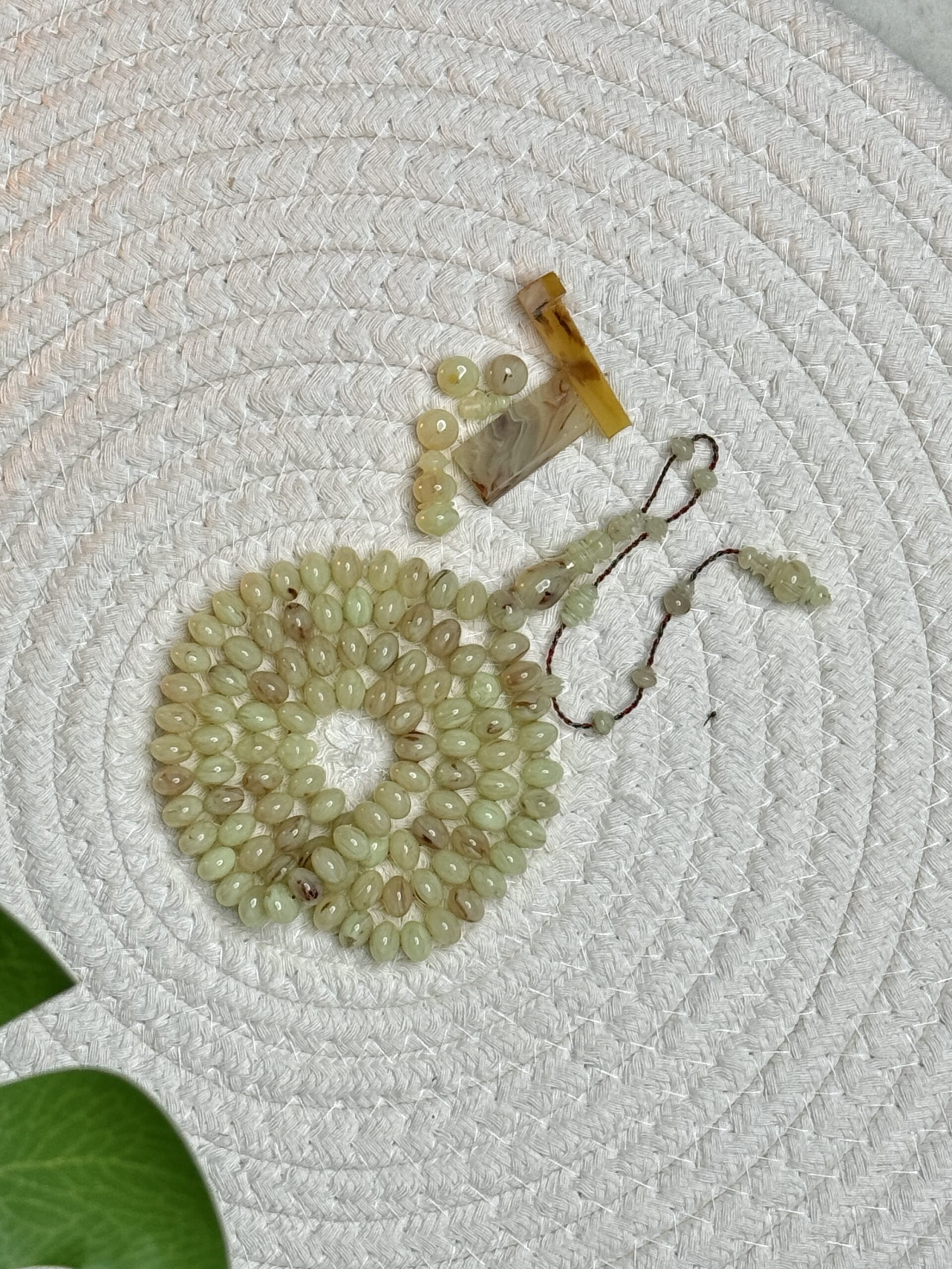 بكلايت من حامل افياش فستقي صب قديم