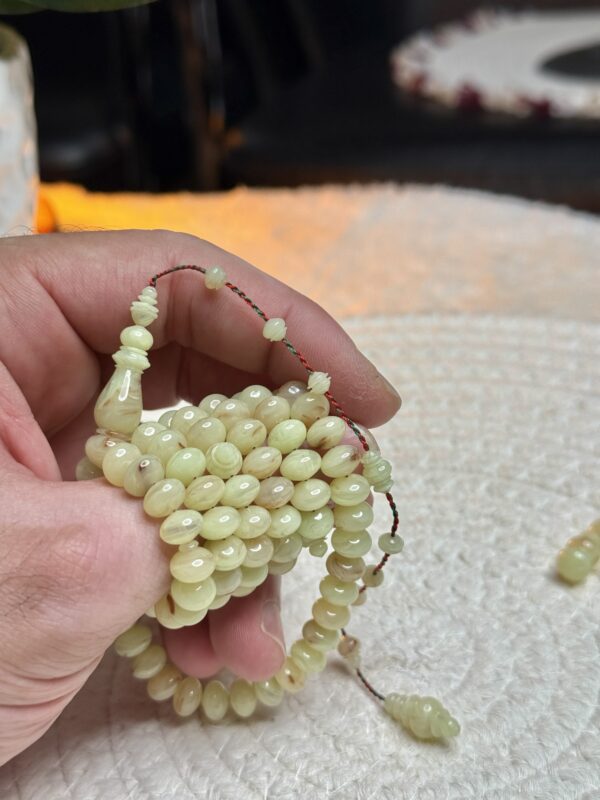 بكلايت من حامل افياش فستقي صب قديم