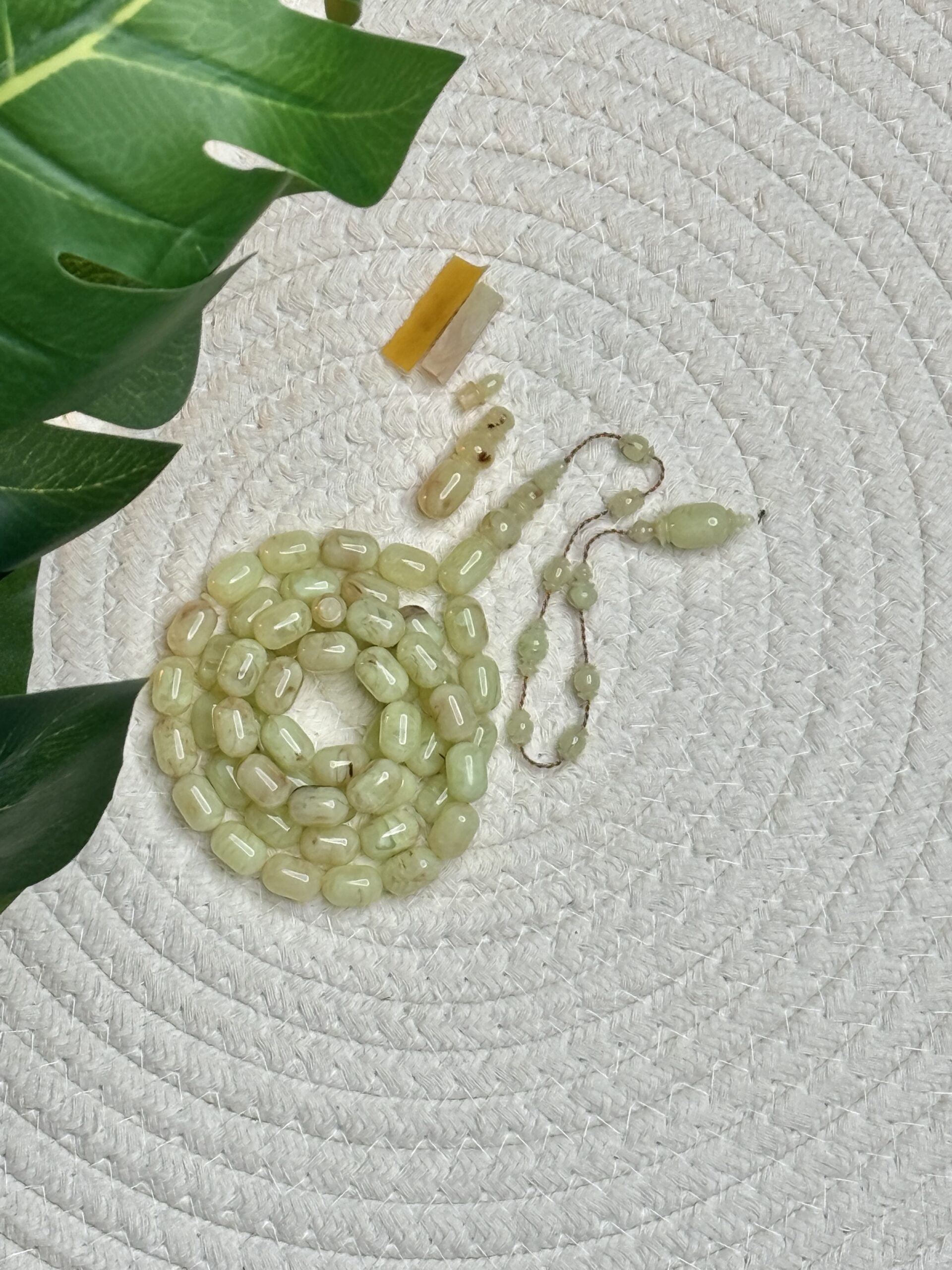 بكلايت من حامل افياش فستقي صب قديم