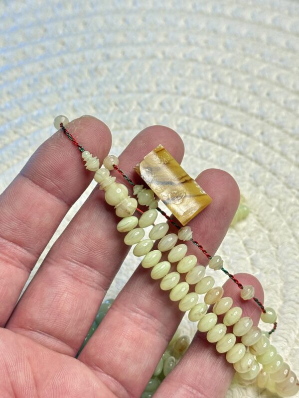 بكلايت صب قديم من حامل افياش (ذروي وناعم)