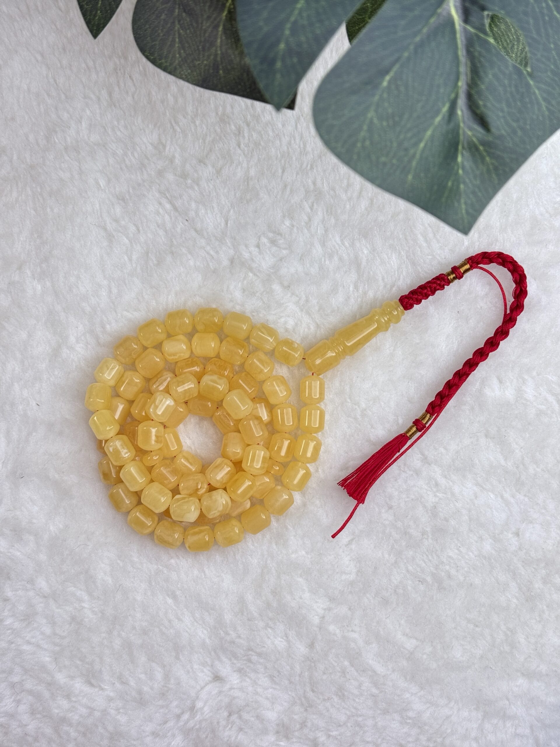 كهرم طبيعي صندوقي