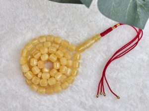 كهرم طبيعي صندوقي