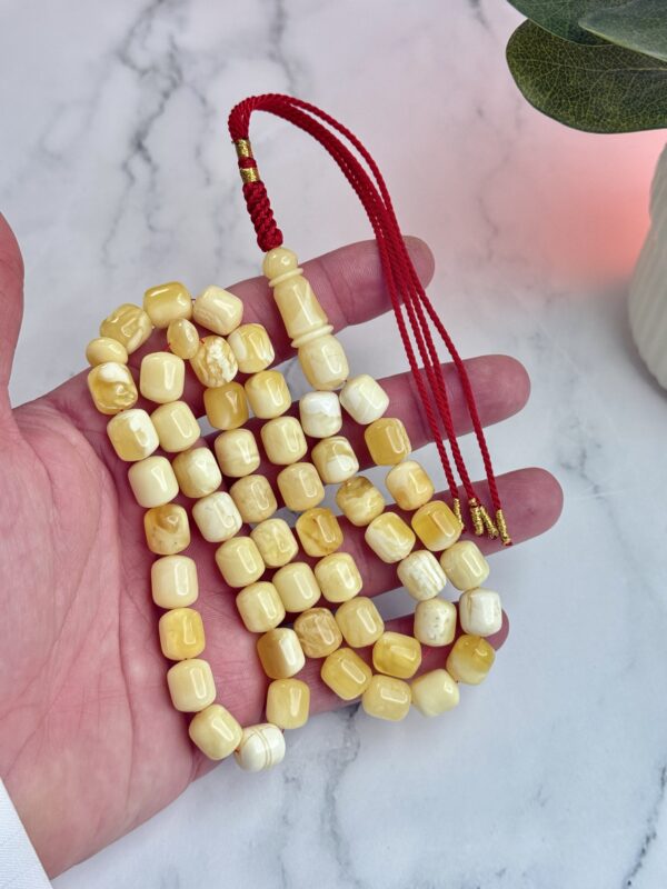 كهرم طبيعي صندوقي مبرقع