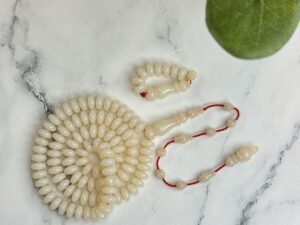 دومنة لؤلؤية انعكاس احمر صب قديم