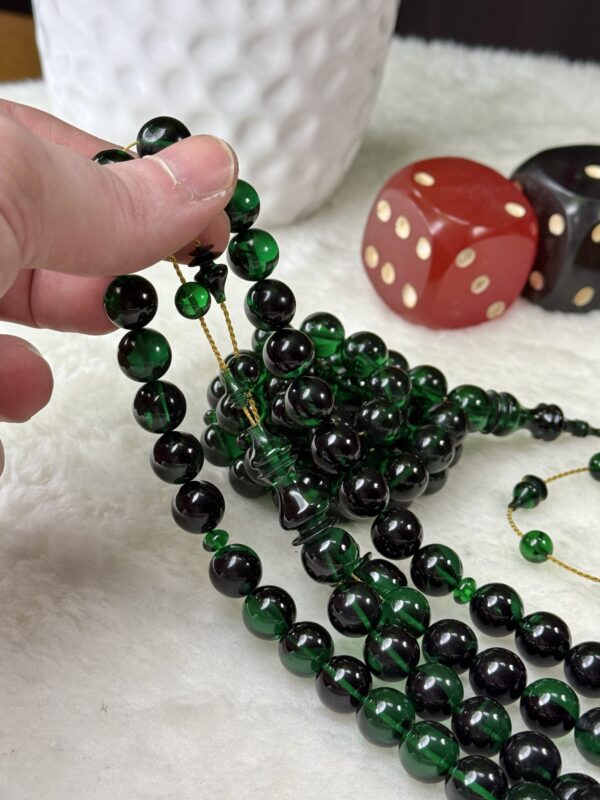 فاتوران اخضر محبر