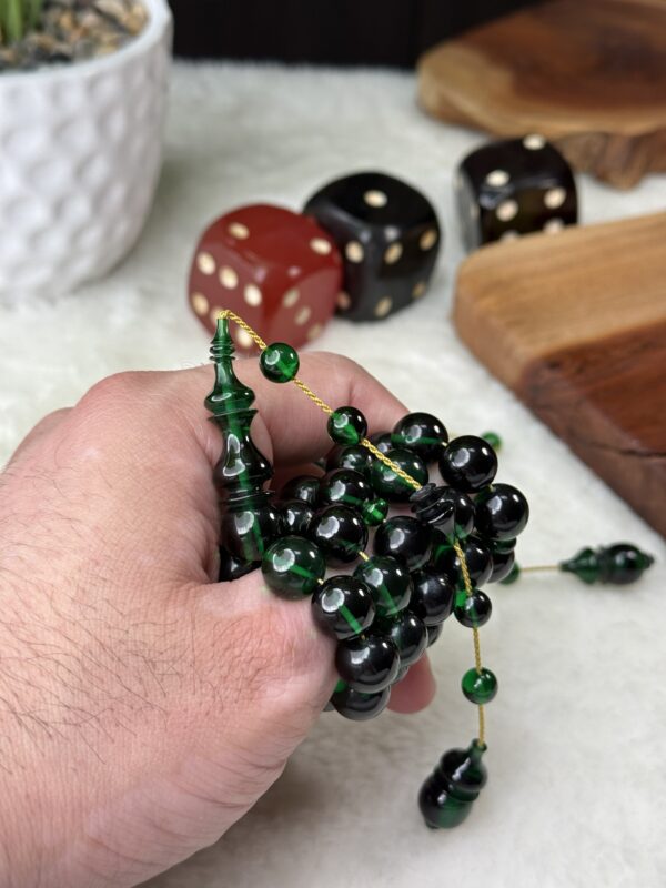 فاتوران اخضر محبر