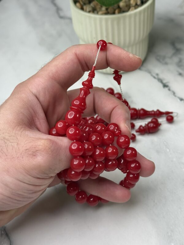 فاتوران احمر