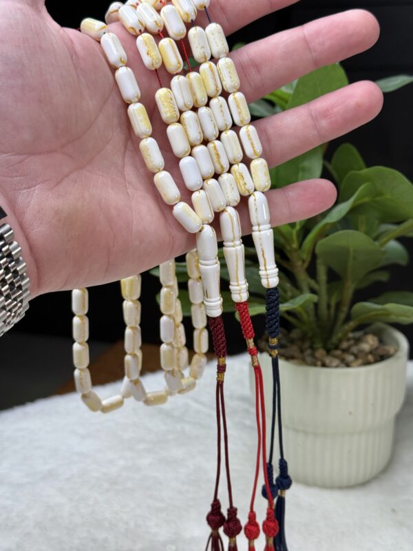 مستكة جبس مشخط عسلي