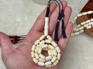 مستكة جبس مشخط عسلي