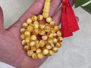 كهرم طبيعي قمر عسل 🍯