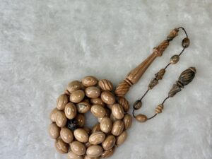 عاج الماموث المنقرض